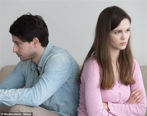Man Seeks Advice Online After His Mother Tries To Break Up Him And His