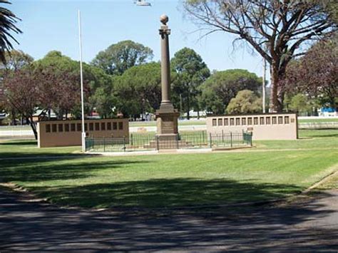 Cootamundra War Memorial Nsw War Memorials Register