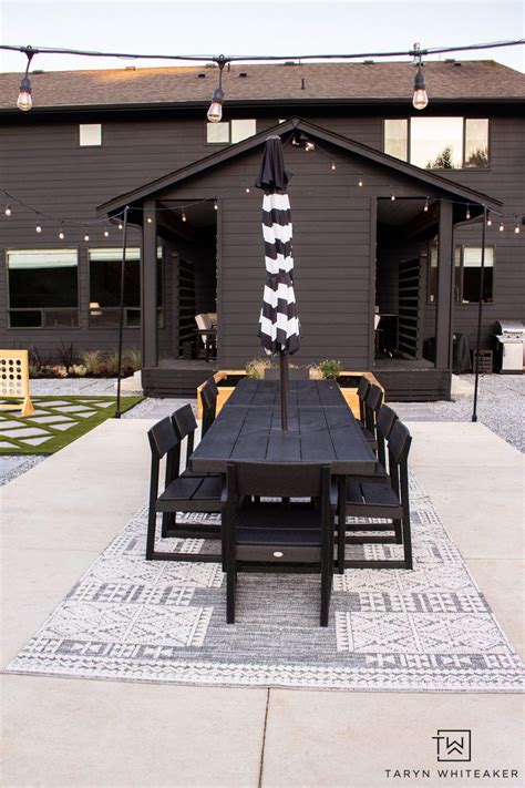 Modern Outdoor Dining Space Taryn Whiteaker Designs Modern Outdoor