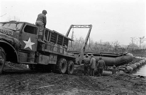 Pin By Philip Barnett On World War 2 Photos Military Vehicles Wwii