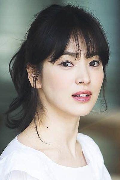 Short black hairstyles for oval faces. How to Choose Bangs Based on Your Face Shape | Zalonku | Hairstyles with bangs, Asian hair bangs ...