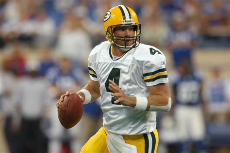 Brett Favre Says Why He Prefers Cbd Over Nfl Painkillers In Interview