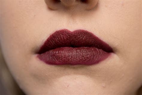 Top 5 Dark Mac Lipsticks Lés Scoop Medium