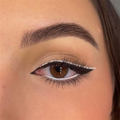 These Double Wing Eyeliner Styles Will Captivate Everyone Fashionisers©