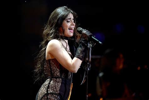 Kalau nak dengar lagu raya alaf baharu daripada geng hot fm, jangan lupa tunggu pukul 9:30 malam ni okay! Camila Cabello - Sexy on Stage at 106.1 KISS FM's Jingle ...
