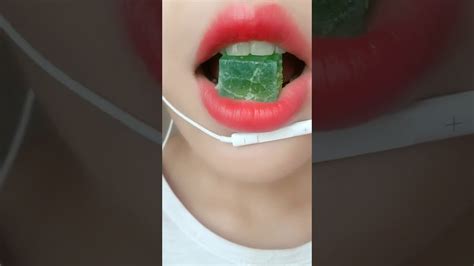 Asmr Eating Lips Focus Foods Crunchy Eating Sounds Youtube