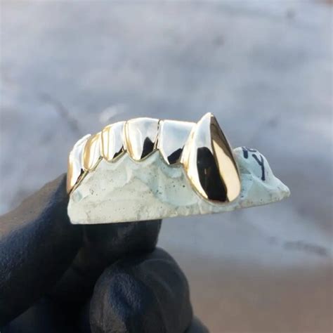 Yellow Gold Solid Polished K9 Fangs Grillz