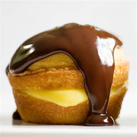 You get both vanilla and chocolate in one mouthwatering treat! Boston Cream Pie Cupcakes Recipe- Framed Cooks