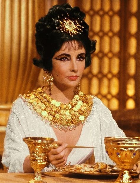 Elizabeth Taylor In 1963 Cleopatra Kaleidoscope Effect