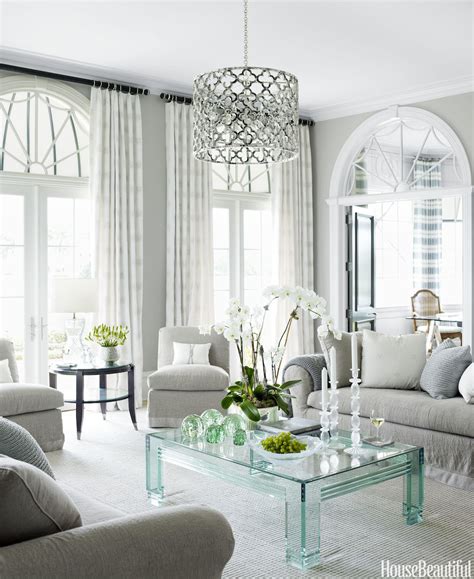 Ready to redo your dining room? 1980s Decor Trends - 1980s Decor We Love