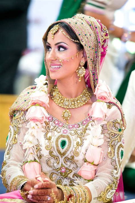 Pin By Rawjh On Wedding Beautiful Indian Brides Indian Wedding Outfits Indian Bridal Wear