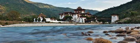 The paper currency of bhutan was formally launched only in 1974. Bhutan Currency, Bhutan Notes