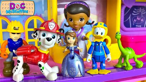 Doc Mcstuffins Has An Epidemic On Her Hands At The Toy Hospital As Well As Helping Others Youtube