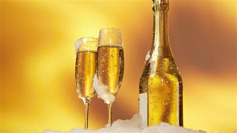 Wallpaper Champagne Bottles And Cups Golden Snow 5120x2880 Uhd 5k