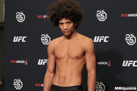 Alex Caceres Ufc 223 Official Weigh Ins Mma Junkie