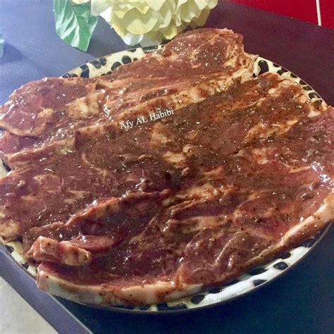 Ketika penisku kembali menyeruak diantara daging lembut vaginanya yang sudah licin, sensasi itu kembali menerpa diriku. Wanita Ini Kongsi Resipi Lengkap Perapan Daging Sedap ...