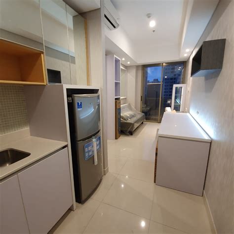 Sewa apartemen taman anggrek harian mingguan bulanan tahunan type studio/1br/2br/3br, kondisi furnished / unfurnished, pemilik langsung butuh uang. sewa apartemen di taman anggrek 2BR Fully Furnised-triland.id