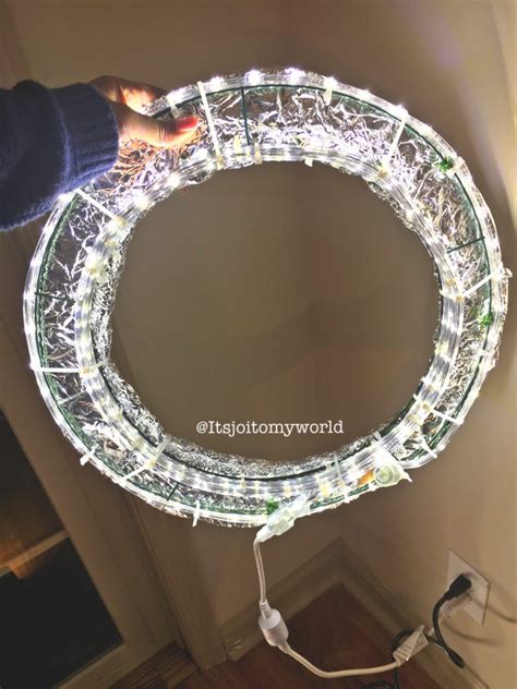 The spectrum aurora ring light is perfect for emphasising details, photography, filming, make up application, macro photography or generating colour effects. DIY: Ring Light For Less Than $15 - ITSJOITOMYWORLDITSJOITOMYWORLD