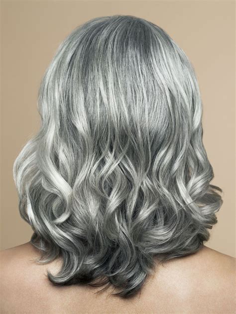 Yes Its Possible How To Go Gray Without Looking Older Silver Grey Hair Silver Hair Color