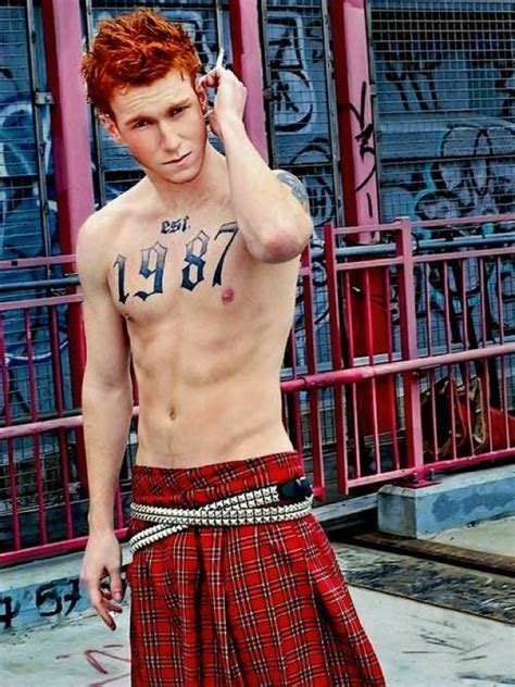 Redhead In Kilt Ginger Babe Ginger Hair Ginger Roots Gorgeous Men Beautiful People Stunning