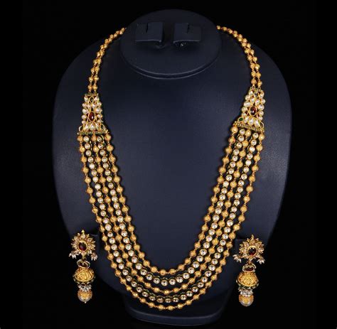 Beautiful Antique Bridal Necklace Sets From Vummidi