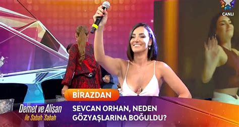 Sevcan orhan, 16 ağustos 1982 tarihinde i̇stanbul'da doğmuştur. Sevcan Orhan, Demet ve Alişan ile Sabah Sabah'a konuk oldu