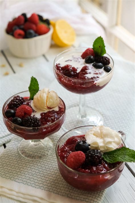 German Rote Grütze Recipe (Red Berry Dessert with Fresh Cream) | Recipe ...