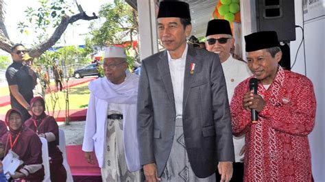 Bupati mandailing natal mundur karena kekalahan 1 paslon, gubernur sumut: 10+ Ide Baliho Ucapan Natal Ala Suku Karo - Inspiratif Galeri
