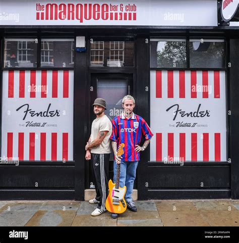 Electriciti fotografías e imágenes de alta resolución - Alamy