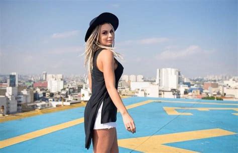 Cenapop · Crise Fernanda Lacerda Revela Em Bastidores De Ensaio Que