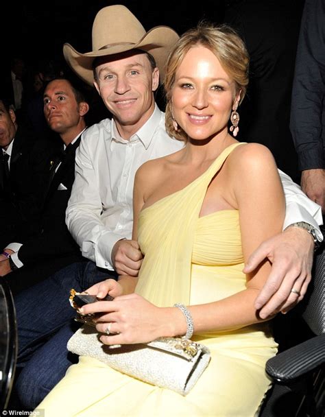 Jewel To Divorce Rodeo Star Husband Ty Murray Daily Mail Online