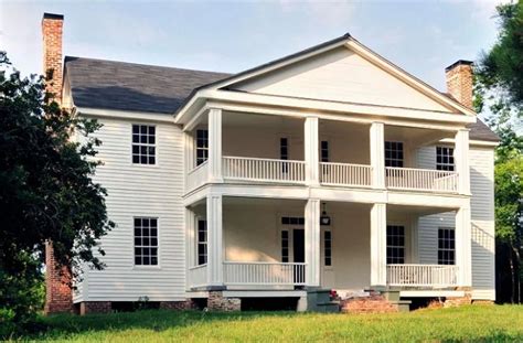 10 Key Characteristics Of Greek Revival Architecture