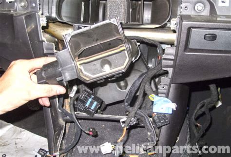BMW E60 5-Series Blower Motor & Blower Motor Resistor Replacement