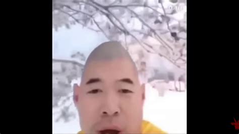 Xua Hua Piao Piao Chinese Egg Man Singing Meme Youtube
