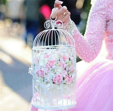 Whatsapp is the most popular mobile messaging app which is used by more than billion peoples all around the world. Dp by shao | Profile picture for girls, Girly pictures ...