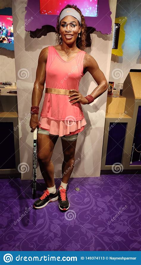In the issue, serena addresses race and gender equality and handpicks 10 trailblazing heroes, including undefeated ufc bantamweight champion ronda. Serena Williams Wax Statue, Madame Tussauds Museum ...