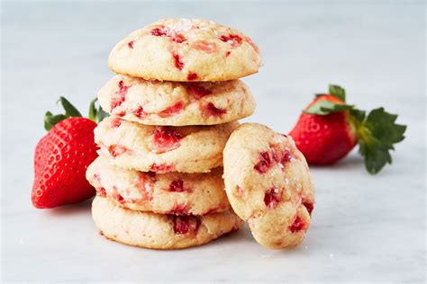 Strawberry Shortcake Cookies Recipe In 2020 Strawberry Shortcake