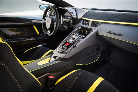 Lamborghini Aventador Svj Roadster Interior