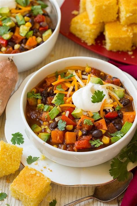 I really enjoyed this 100% vegetarian. Roasted Sweet Potato and Black Bean Chili - Cooking Classy