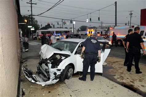 Car Crashes Into Faddy Malones Levittown Ny Patch