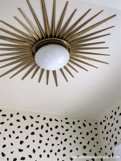 Small ceiling medallions are the perfect use for small lighting fixtures. 12 Unique & Creative Ideas for Ceiling Medallions ...