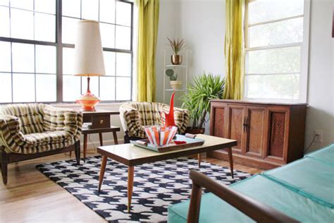 We begin with a colorful living space in the home of ceramics designer nina van de goor. 17 Creative Living Room Interior Design Ideas