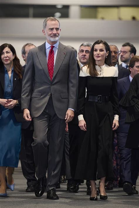 Βασίλισσα Letizia Φόρεσε ξανά ένα από τα πιο κολακευτικά της σύνολα