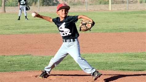 Youth Baseball Game Images May 25 2016