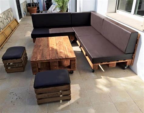 The diy orange lounger plush luxury sofa project. DIY Pallet Outdoor Sofa Ideas