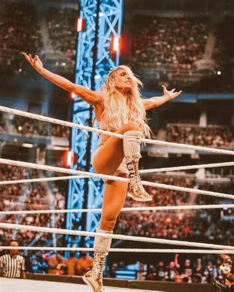 Charlotte Flair Insin A Revancha Con Ronda Rousey Superluchas
