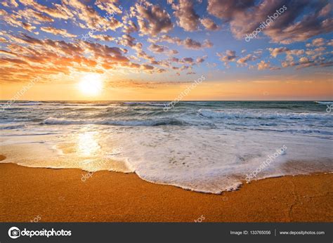 Early Morning Sunrise Over Sea Stock Photo By ©vrstudio 133765056