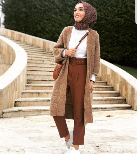 Casual And Simple Hijab Fashion For Winter Zahrah Rose Modern Hijab