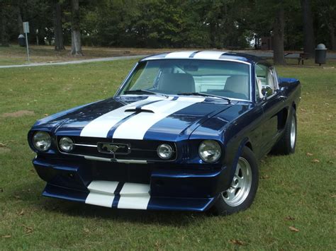 Classic Ford Mustangs Ford Mustang History Past And Present