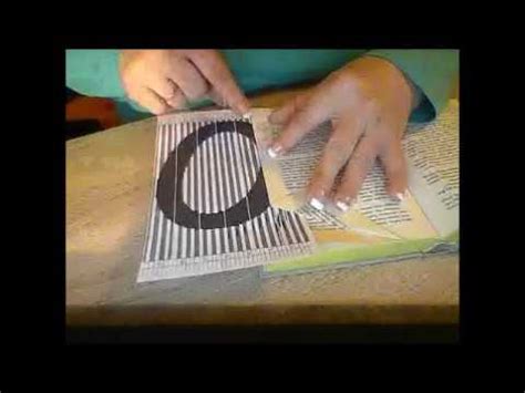 Hier habt ihr ein tutorial wie man sich mit paint und excel selber eine vorlage erstellt zum bücher falten. Bücher falten - YouTube